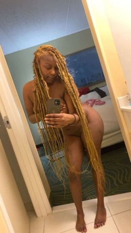 Austin Female Escort — Outcalls & Car Dates Only  - 1