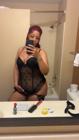 Chicago Incall & Facetime Shows with Ms. Wett (Deep & Wet) - 1