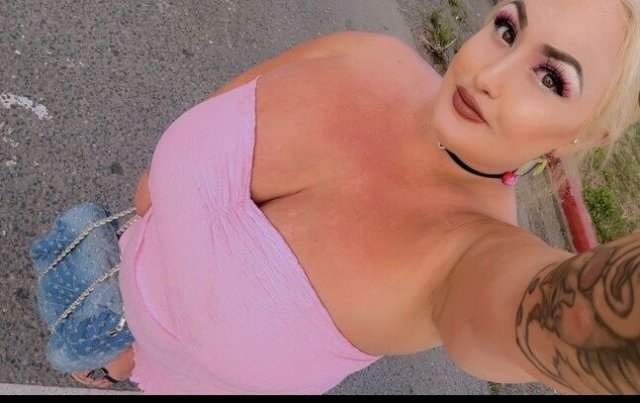 San Diego Female Escort — thick Barbie-style, incall & outcalls - 1