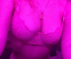 Baltimore escorts - Baltimore Female Escort — Incall/Outcall & Car Fun (No Condom)
