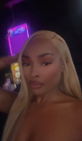 Portland OR Petite Bombshell Outcall Specials - 1