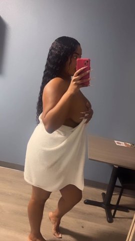Lexi (22) — San Diego Incalls/Outcalls, Cum Cleaner - 1