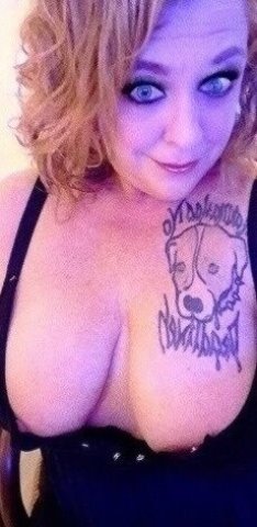 Salina Kansas Mature 39yo Independent Escort — Hosting & Traveling, Snap Fast - 1