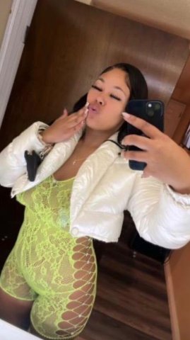 Seattle, Washington Prettii Escort — Cedes (incalls with screening) - 1