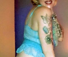Tampa Professional Female Escort — Back rubs, stripteasing & roleplay - Image 9