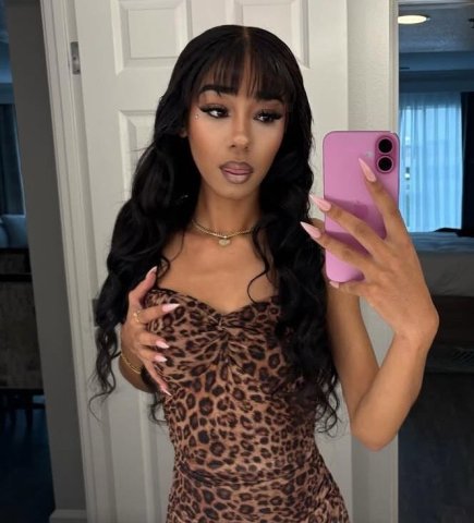 CECE petite outcalls with Facetime verification — feet & French tips - 1