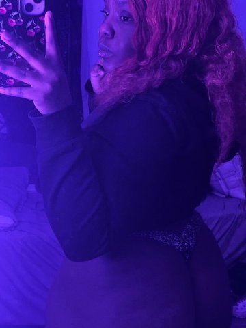 Lady of the Night Outcalls in Brentwood — 19yo - 1