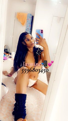 Fresno Female Escort — Petite BarbiiE for discreet entertainment - 1