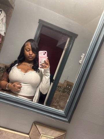 Detroit Female Escort — HHR & Incall Specials (140) - 1
