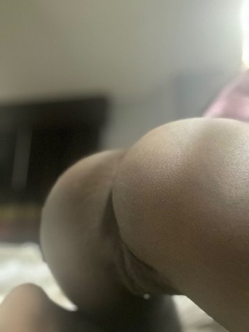Memphis, TN Outcall — Your Favorite Freak (Sassy Girlfriend Experience) - 1