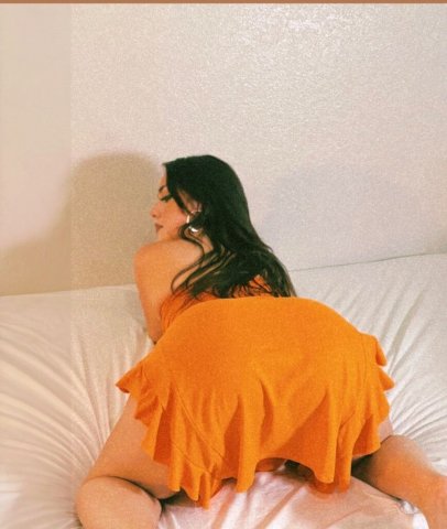 Adore — Snow Bunny (Slim Thick) Female Escort in San Fernando Valley - 1