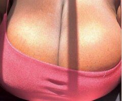 Palmdale/Lancaster escorts - Palmdale/Lancaster VIP Edition  42 DDD Escort — Incalls & Outcalls