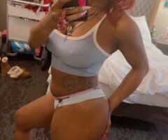 New in Town: Pretty & Petite Incall Playmate (32) - Image 3
