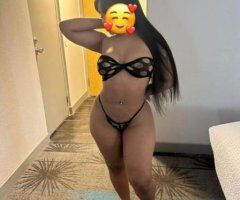 Columbus escorts - Chica Latina — Columbus Escort de paso (FaceTime call)