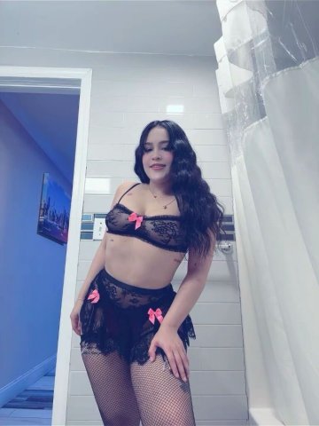 LATINA CULONA — 24 (Miami, FL) - Salidas - 1