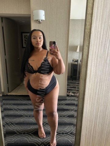 Greenville Female Escort — Fem-Dom, massages, worship & pegging - 1