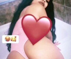 Houston Texas Female Escort — Slim-Thick Clean Pussy - Image 3