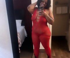 Chicago escorts - Northside Female Escort — Fetish Play & Petty Lush