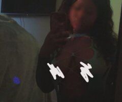 Greenville Cam Girl for Late Nights & Dangerous Fantasies - Image 3