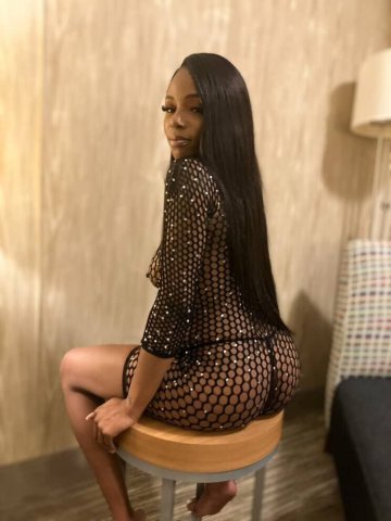 Swan in San Francisco—FaceTime verification & Strip Tease - 1