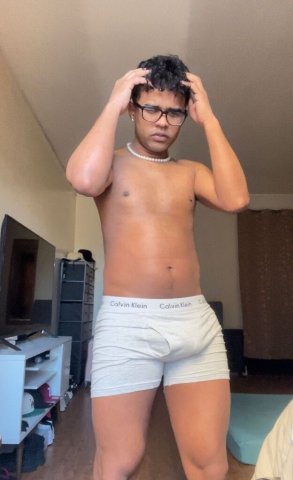New Brunswick Male Escort — quick meet + cum only host - 1