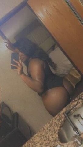 Cincinnati Luxury Female Escort — FaceTime Shows & Content - 1