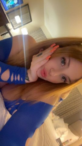 Bella — Tall Redhead Female Escort in St. Louis, MO (Video Verified, Overnights) - 1