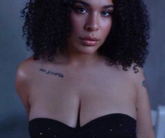 Seattle escorts - Seattle Curvy Escort — Nuru Massage + Duo Photos Verification