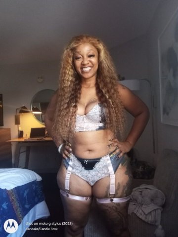 Raleigh NC Incall/Outcall Female Escort — bookings + in-Raleigh services - 1