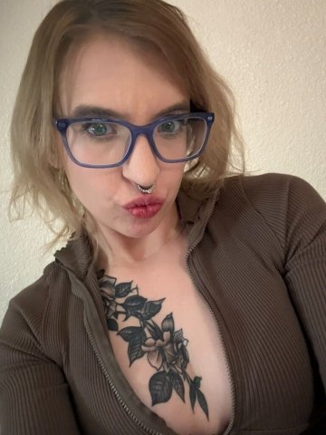 Bakersfield CA Mimi — in-calls, outcalls, or your car - 1