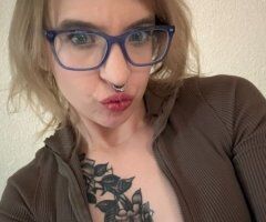 Bakersfield escorts - Bakersfield CA Mimi — in-calls, outcalls, or your car