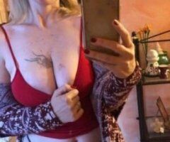 Long Beach escorts - Long Beach Female Escort — In-call, car date, and VIP blowjob/69