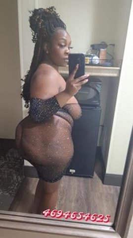 Solange in Columbus, Georgia — discreet upscale female escort (no GFE, no anal) - 1