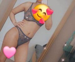 Boston escorts - Boston Female Escort — Outcalls, Hand Job/Hand Play, and Massages