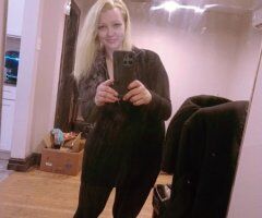 St. Louis escorts - St. Louis Double Trouble Female Escort — Friday Two Beauties Together