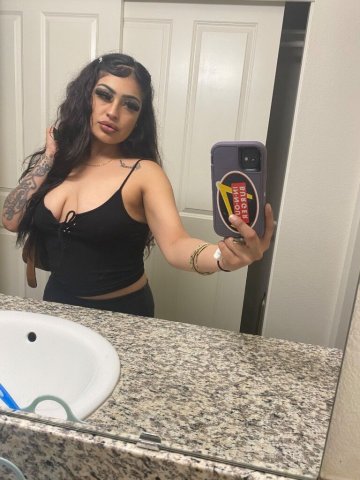 Fresno CA Outcalls Only — Female Escort - 1