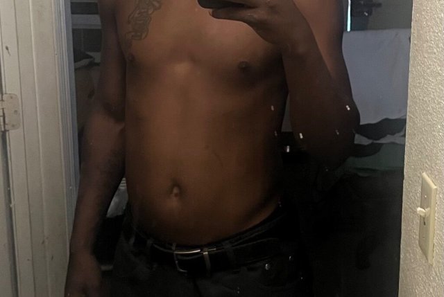 Savannah GA Male Escort — Head & Fuck Service - 1