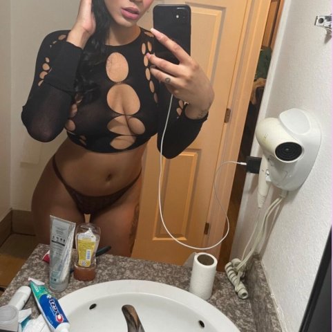 Sarah ⭐ — 20 (Female Escort in Pittsburgh, PA) - 1