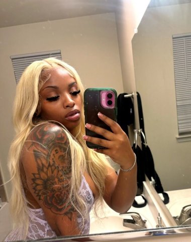 Birmingham Female Escort — FaceTime or Google Meets Verification - 1