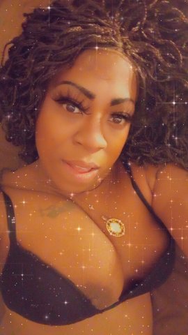 Chicago Female Escort — Lick & Suck for 5 Minutes (Cash App/Chime) - 1
