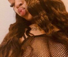 Chicago IL Wet Experience Super Squirter + Deep Throat Goat (Facetime/Meet Verification) - Image 2