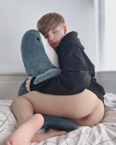 Boston Male Escort — 9 inches, incall/outcall, carplay - 1