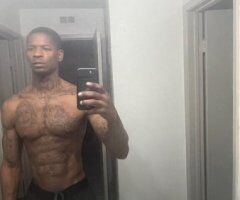 Tall, dark & handsome women-only male escort in Houston (outcalls/car dates) - Image 2