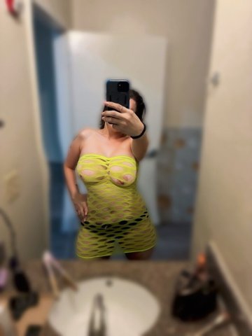 35 Sexy Blonde Escort in New Orleans — Car Dates, 150 HH, Outcalls - 1