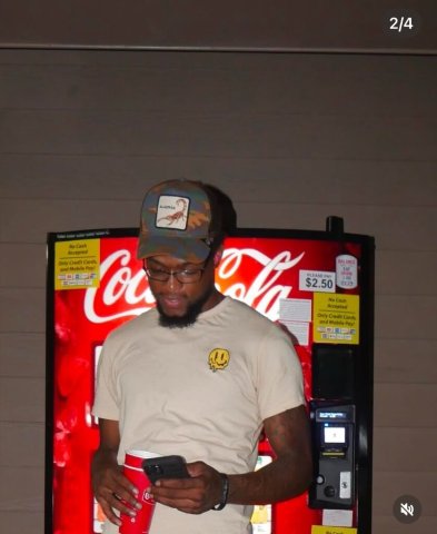 Houston Male Escort — Athletic 6'4, 210 - 1