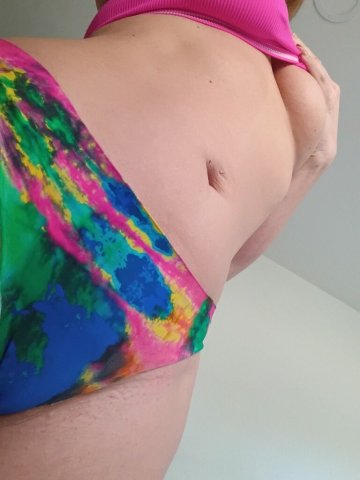 Charleston Bombshell GFE Escort (Tan, Eyes, Unedited Pics) - 1