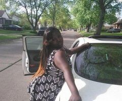 Detroit escorts - Headhunter—Detroit Foot Fetish Specials, Stretches & Half-Hr Options