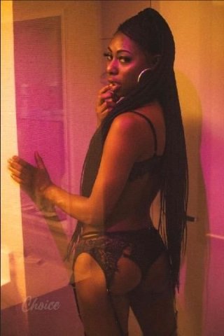 Sweet chocolate pussy  - FaceTime shows + schedule - 1