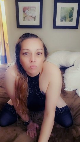 Ventura Weekend Incalls & Outcalls — Two-Girl Tap Out Session (No Bare, No Drama) - 1