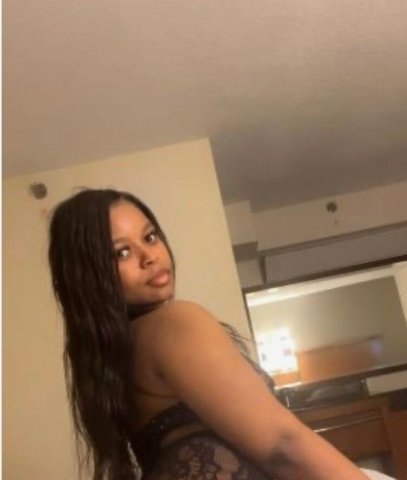 Lansing Michigan In-Call Female Escort — Fantasy Strip Service (Incalls Only) - 1
